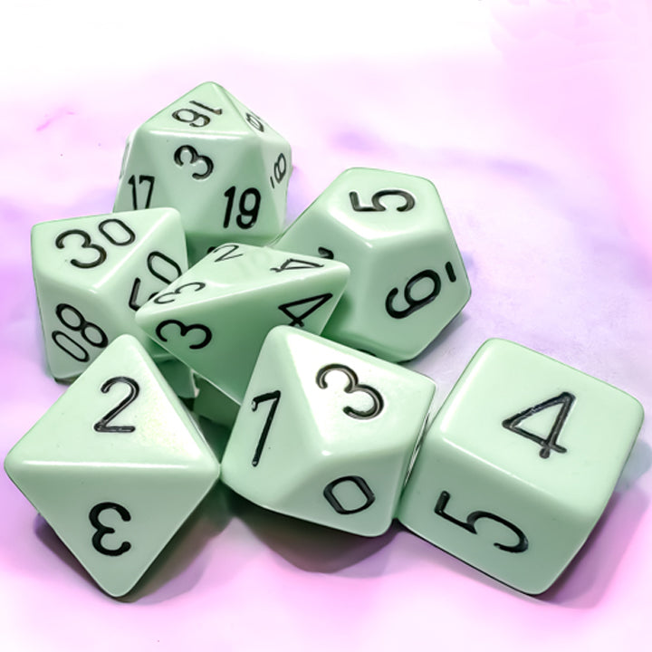 Set 7 Zaruri Chessex ~ Opac Verde Pastel/Negru
