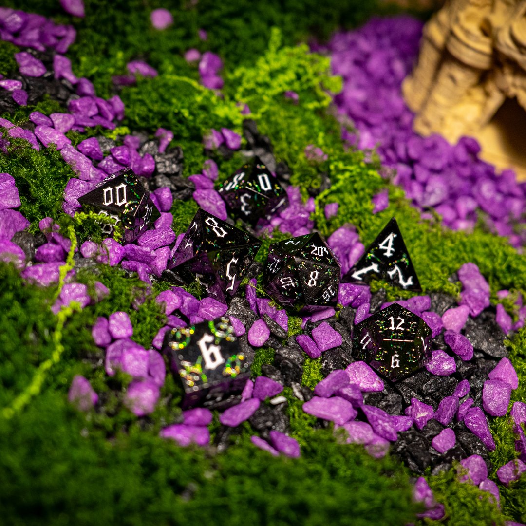 Metal dice set 06, black, with green glitter swirls, photo 10
