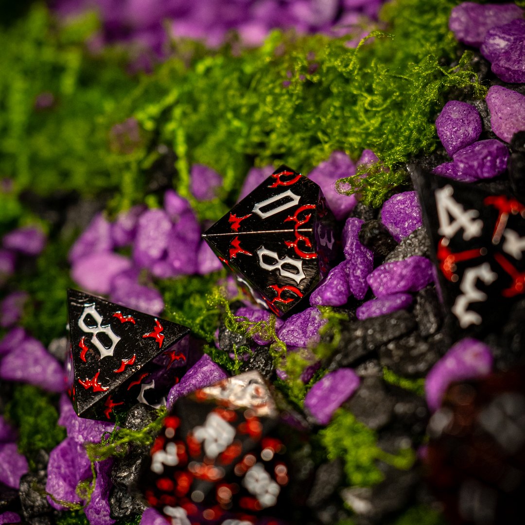 Metal dice set 07, black, with red claw marks, photo 8