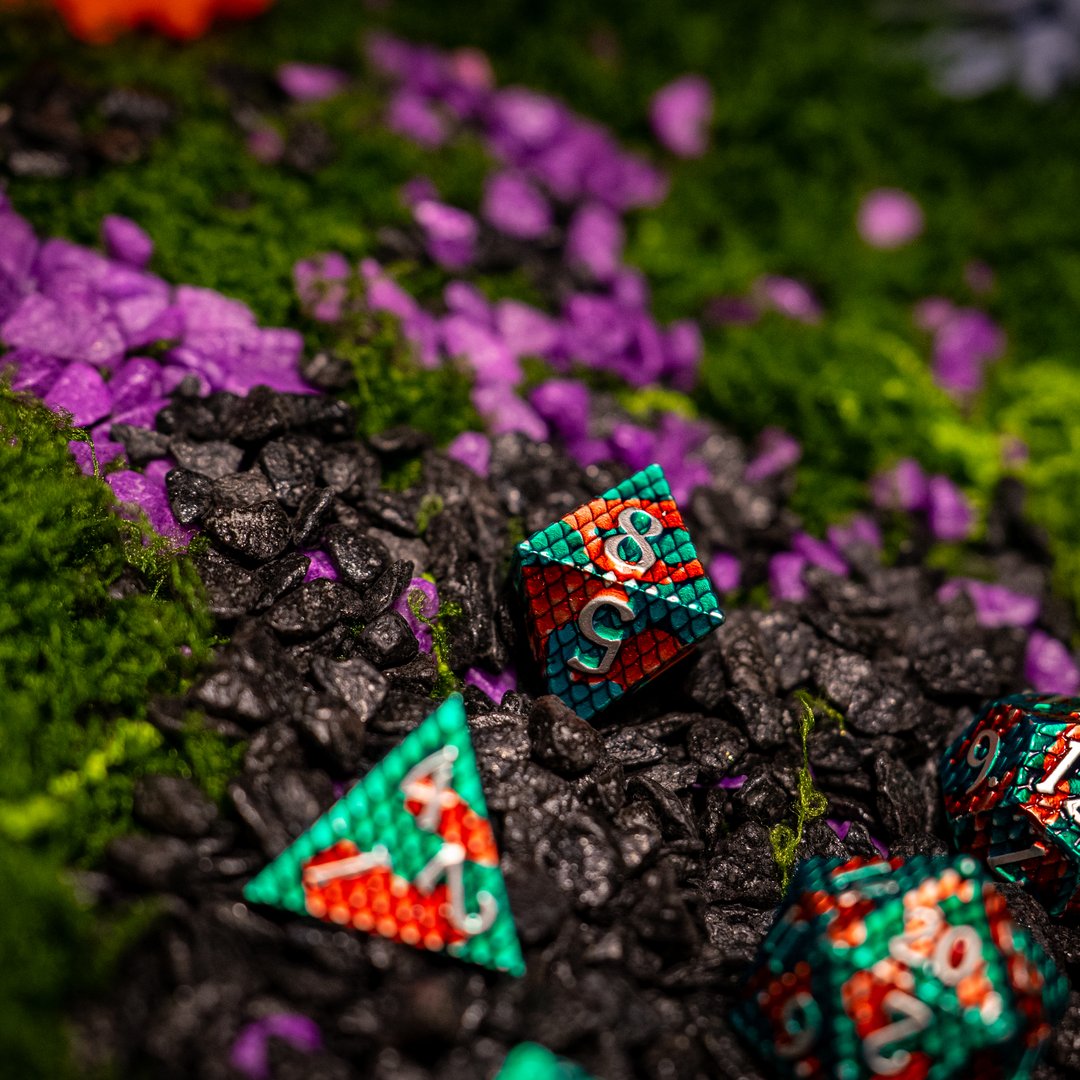 Metal dice set 08, teal and red dragon scale, photo 10