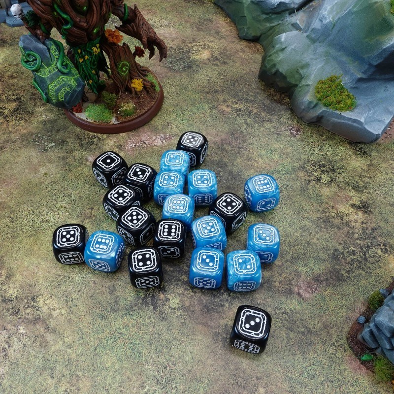 Fortress Compact D6: Black & Blue
