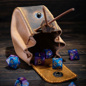 Magnetic Dice Pouch, Natural Leather